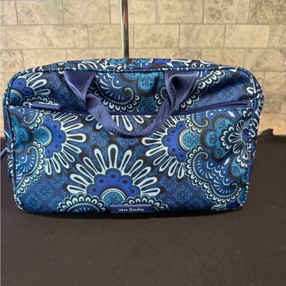 Vera Bradley toiletry bag